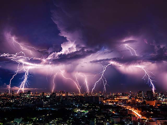 Lightning Protect for Facilities: Lightning striking a city in multiple places
